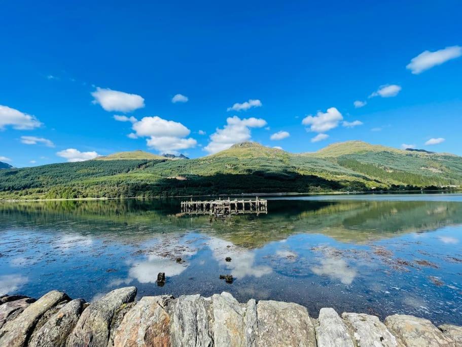 Cheerful Stays: 4 Bedroom Cottage In Arrochar Zewnętrze zdjęcie